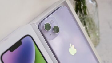 Le modèle de base de l'iPhone 14 dépasse les modèles Pro au deuxième trimestre, alors que les acheteurs premium se tournent vers l'avenir 2 Base iPhone 14 overtook Pro models in Q2, as premium buyers look ahead