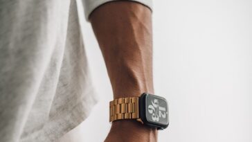Les cadrans de l'Apple Watch assortis de couleur pourraient automatiquement s'adapter à votre bracelet - ou à vos vêtements 10 Color-coordinated Apple Watch faces could automatically match your band – or clothes