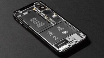 Réparabilité contre fiabilité : Apple soutient que les batteries amovibles ajoutent un point de défaillance potentiel aux téléphones 9 Repairability vs reliability: Apple argues that removable batteries add a potential failure point to phones