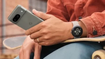 Is the Google Pixel 8 Waterproof? Does it have an IP rating?