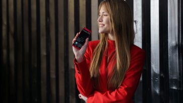 Vasco Translator V4 : Finies les barrières linguistiques, voyagez sans tracas avec ce traducteur instantané 12 Vasco Translator V4a Traducteur Portable 4g Illimite