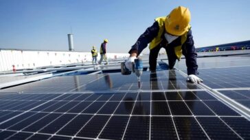 Musk affirme : "Nous pourrions alimenter tous les États-Unis avec 160x160 km d'énergie solaire" 29 Painéis solares