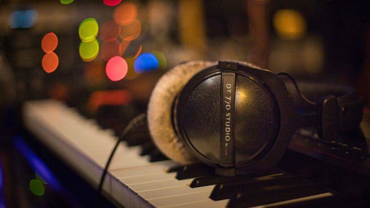 Meilleurs casques de studio : les meilleurs choix pour le mixage et la production audio 1 best studio headphones