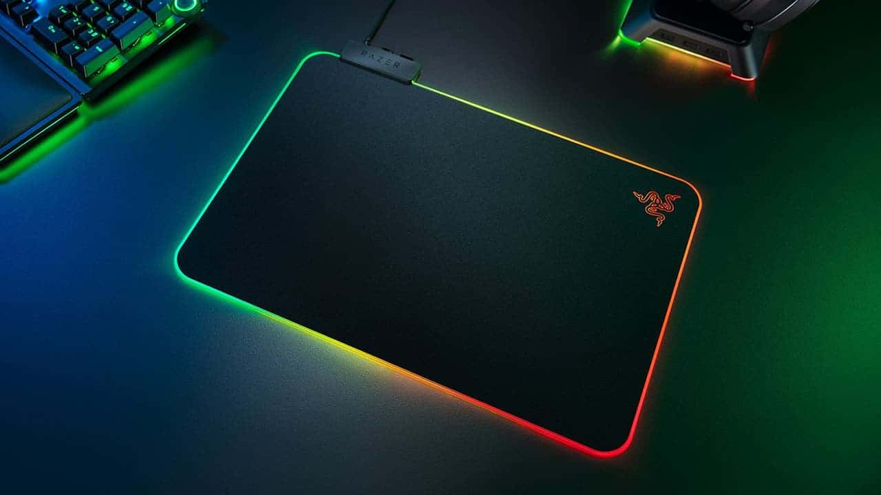 Razer Firefly V2 Meilleur tapis de souris de jeu RGB