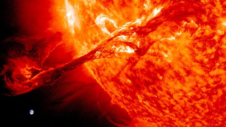 1702210872 918 Telescope spatial detecte des supereruptions 10 000 fois plus lumineuses