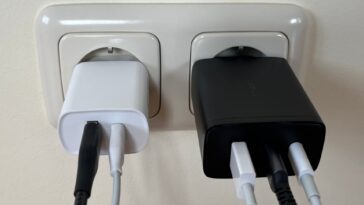 GaN: Mehrere Geräte an einem Netzteil schnellladen