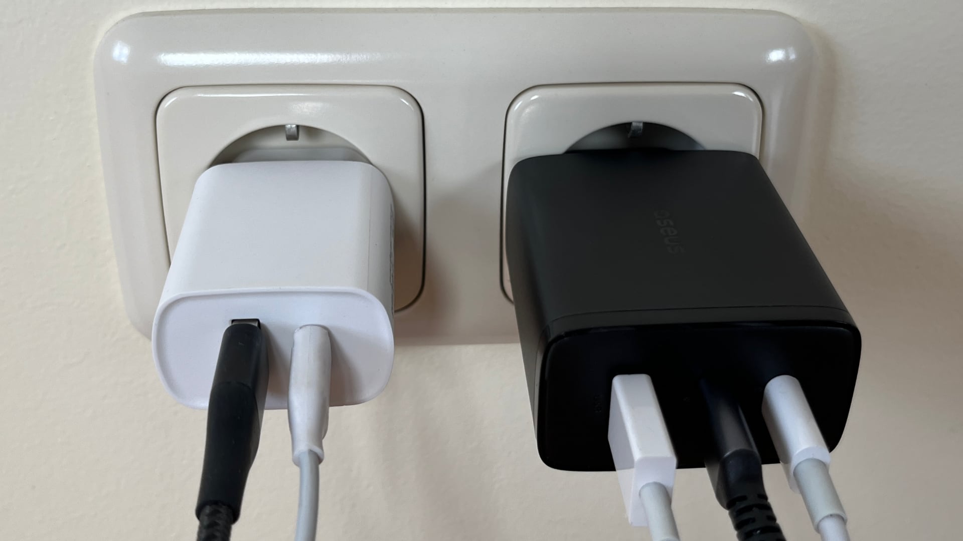 GaN : Rechargement rapide de plusieurs appareils sur un seul adaptateur 56 GaN: Mehrere Geräte an einem Netzteil schnellladen
