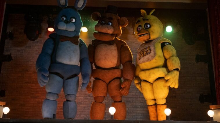 Blumhouse nous met à jour sur les suites de Five Nights at Freddy's et M3GAN 1 Blumhouse nos pone al día sobre las secuelas de Five Nights at Freddy's y M3GAN