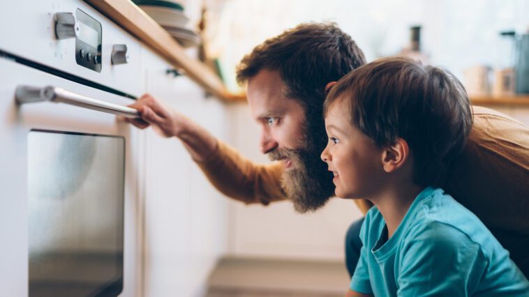 Nettoyer le four : Ces remèdes maison fonctionnent 1 Backofen reinigen: Diese Hausmittel wirken