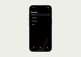 How to Hide bottom bar on iPhone