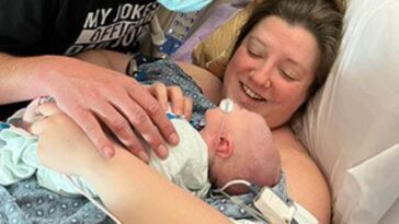 Le premier enfant greffé d'un cœur partiel se porte bien après 1 an et grandit : résultat historique 25 Il primo bambino con trapianto di cuore parziale sta bene dopo 1 anno e cresce: risultato storico
