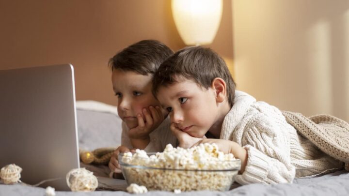 Le temps d'écran peut affecter la capacité des enfants à traiter les sensations 3 Enfants et écrans