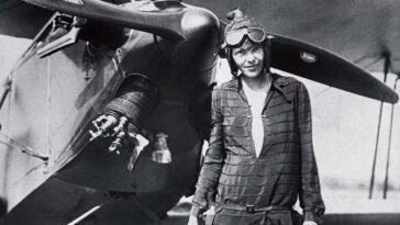 Découverte d'une mystérieuse épave au fond du Pacifique : peut-être est-ce l'avion historique d'Amelia Earhart 6 Scoperto un relitto misterioso sul fondo del Pacifico: forse è lo storico aereo di Amelia Earhart