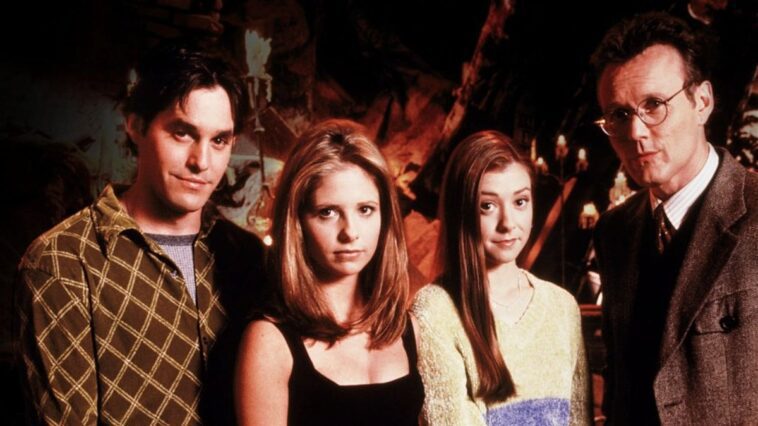 Dolly Parton confirme que le reboot de Buffy, tueuse de vampires est réel et en progrès 1 Dolly Parton confirma que el reboot de Buffy, cazavampiros es real y sigue adelante