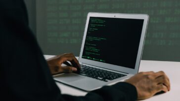 L'intelligence artificielle a créé un nouvel emploi : il nécessite un être humain 7 L’intelligenza artificiale ha creato un nuovo lavoro: per farlo è necessario un essere umano