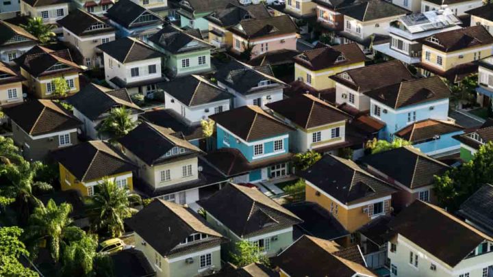 Nouvelle étude montre des stratégies innovantes pour rendre les villes plus fraîches 2 Image de ville purement illustrative.