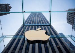 Per qualche momento Apple è stata superata in Borsa da un vecchio rivale