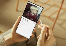 How to take a screenshot on Galaxy S24