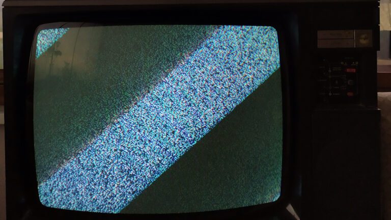 ARD arrête la diffusion SD par satellite : Ce que vous devez savoir 3 Au lieu du Tatort, l'ARD ne montrera plus que de la neige en SD à partir de 2025. (Photo : Talha Dursun Marko / Pexels)