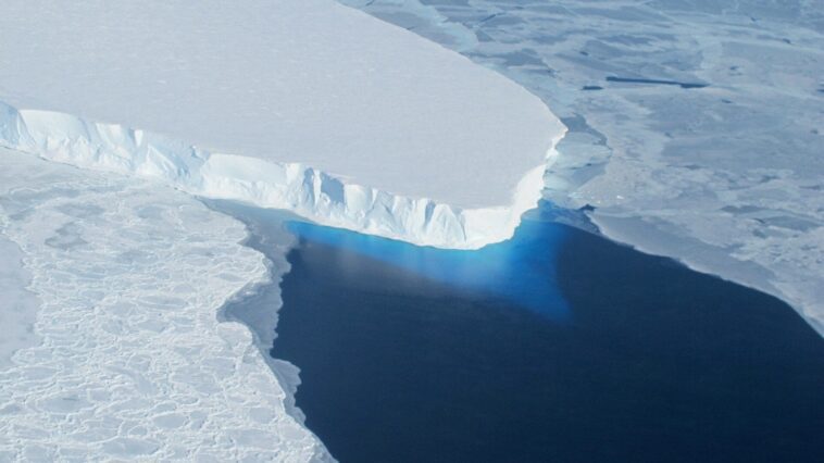 Le sous-marin disparaît mystérieusement en Antarctique, il explorait le "glacier de l'Apocalypse" 1 Sommergibile scompare misteriosamente in Antartide, stava esplorando il “ghiacciaio dell’Apocalisse”