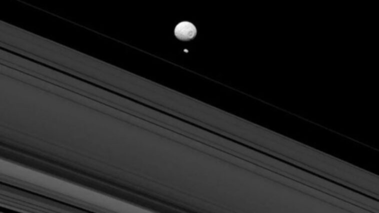 Les lunes de Saturne ont été photographiées et les images sont incroyables 1 (NASA/JPL-Caltech/Space Science Institute)