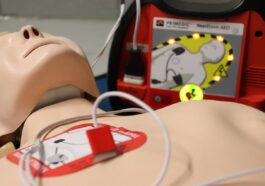 Arrêt cardiaque, nouvelle technique de défibrillation double les chances de survie : comment fonctionne le DSED 15 Arresto cardiaco, nuova tecnica di defibrillazione raddoppia la sopravvivenza: come funziona la DSED