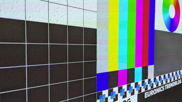 Projecteur sur papier peint? Pourquoi un écran est meilleur 3 Photo : Daniel Wendorf