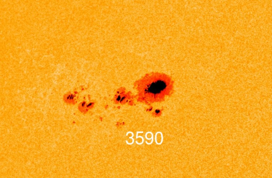 Trois éruptions solaires violentes en moins de 24 heures, l'une d'entre elles étant très puissante : que se passe-t-il ? 3 La tache solaire AR3590. Crédit : NASA/HMI