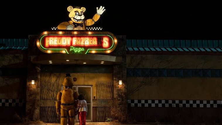 Cinq nuits chez Freddy's 2 retarde le début de son tournage, mais nous savons déjà quand et où il sera tourné 1 Five Nights at Freddy’s 2 retrasa el inicio de su rodaje, pero ya sabemos cuándo y dónde se grabará