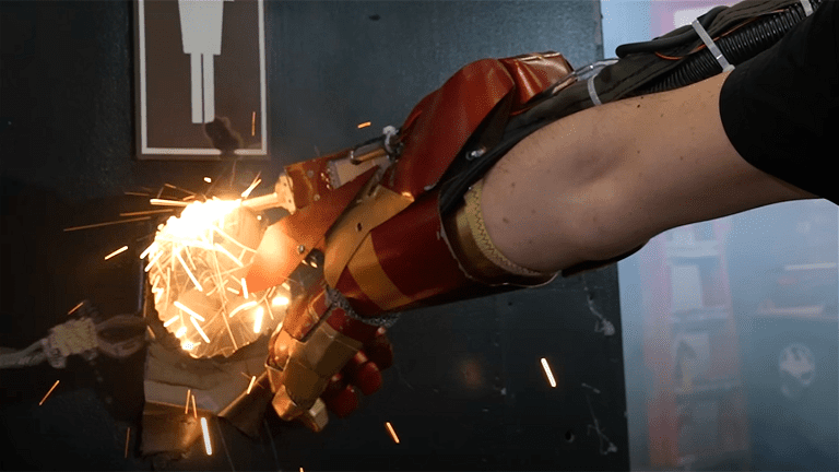 Ils construisent le gant d'Iron Man : capable de faire fondre l'acier avec son puissant laser 2 Construyen el guantelete de Iron Man: es capaz de fundir el acero con su potente láser