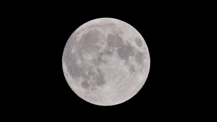Ils sont arrivés sur la Lune grâce à la course spatiale : maintenant la Chine a découvert un nouveau minéral inconnu 1 Ils sont allés sur la Lune dans le cadre de la course à l'espace : maintenant la Chine a découvert un nouveau minéral inconnu