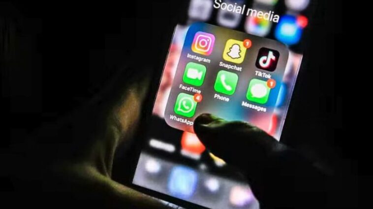 Le problème des réseaux sociaux est que les parents ne savent pas s'en occuper 1 Image