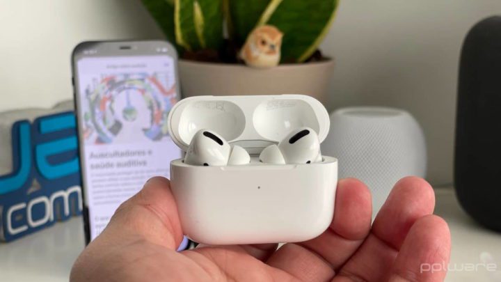 Que signifient les couleurs LED sur le boîtier de vos AirPods 2 Que signifient les couleurs claires sur le boitier de vos