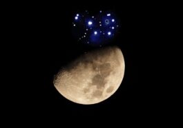 la Lune e le Pleiadi: Credit: Andrea Centini / Stellarium