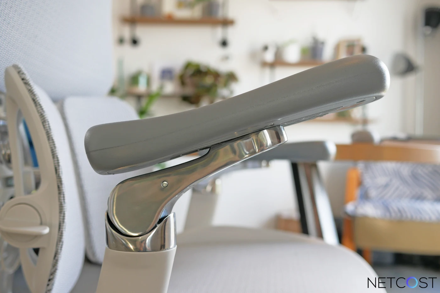 Sihoo S300 : Présentation et utilisation de la chaise ultra ergonomique et futuriste 22 Sihoo Doro S300 Ergonomic Office Chair Reviews Netcost (22)