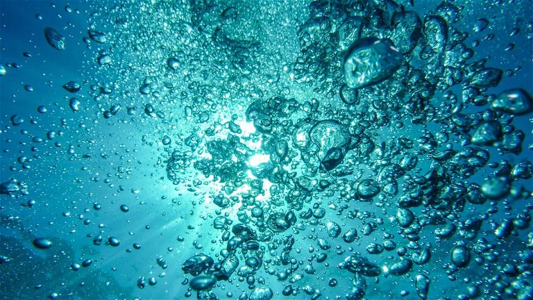 Transmuter l'eau pure en métal, bien que cela semble impossible, c'est réel : il y a une vidéo qui le démontre 2 Transmuter l'eau pure en métal, bien que cela semble impossible, est réel : il y a une vidéo qui le démontre