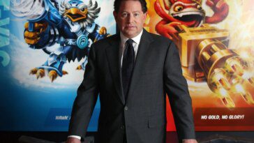 L'ancien PDG controversé d'Activision Blizzard, Bobby Kotick, pourrait acheter TikTok avec l'aide de Sam Altman 9 Controversial former Activision Blizzard CEO Bobby Kotick could buy TikTok with help from Sam Altman