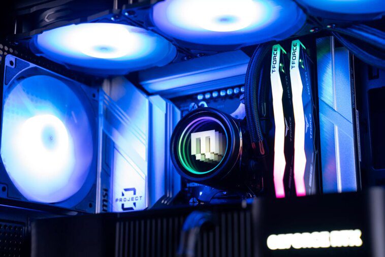 Maingear lance les ordinateurs de bureau de jeu Zero Series avec des connecteurs de carte mère cachés 1 Maingear launches Zero Series gaming desktops with hidden motherboard connectors