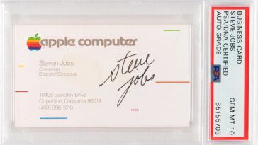 La carte de visite Apple signée par Steve Jobs se vend aux enchères pour plus de 180 000 $ 15 Steve Jobs signed Apple business card sells for over $180,000 at auction