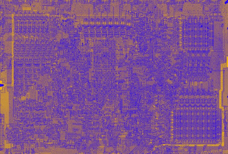 50 ans plus tard : le microprocesseur révolutionnaire 8008 1 50 ans plus tard : le microprocesseur révolutionnaire 8008