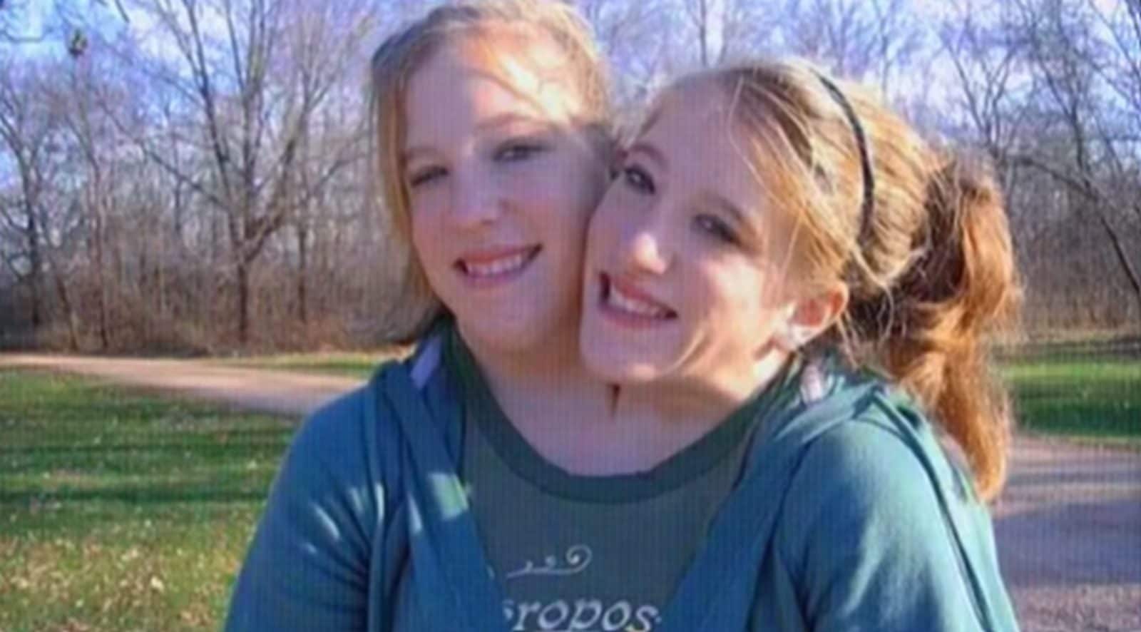 Credit: Abigail “Abby” Loraine Hensel e Brittany “Britty” Lee Hensel/ TikTok