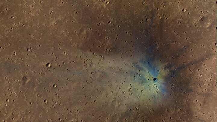 1711838187 755 Asteroide a laisse Mars avec 2 milliards de crateres