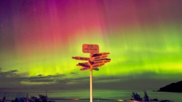 Déformation étrange du champ magnétique terrestre affectant les aurores dans l'hémisphère sud 27 Imagem de uma aurora boreal austral que ocorreu nos antípodas... no planeta Terra
