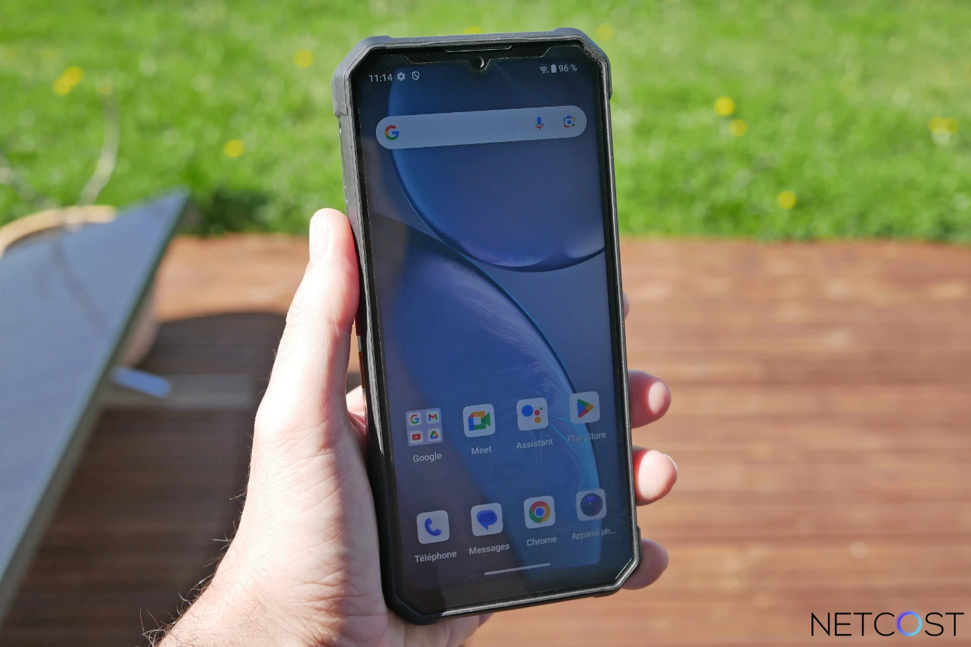 FOSSiBOT F106 Pro en TEST: Le premier smartphone solide avec lampe de camping et haut-parleur 103 dB 25 Fossibot F106 Pro Rugged Phone Test Review Netcost (16)