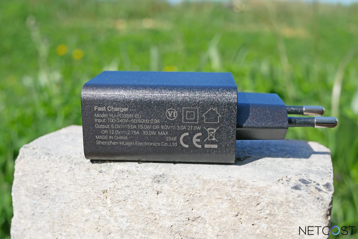 FOSSiBOT F106 Pro en TEST: Le premier smartphone solide avec lampe de camping et haut-parleur 103 dB 4 Fossibot F106 Pro Rugged Phone Test Review Netcost (3)
