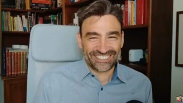 Histoire de Paolo Coletti, le professeur universitaire qui quitte son travail pour se consacrer uniquement aux réseaux sociaux 1 PAOLO COLETTI | Capture d'écran d'une de ses vidéos YouTube