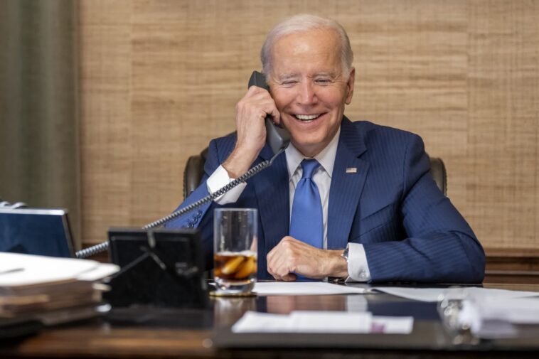 Joe Biden dit vouloir interdire les usurpations d’identité vocales par l’IA 1 Joe Biden says he wants to ban AI voice impersonations