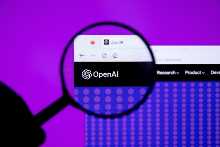 OpenAI répond au procès de Musk en publiant ses e-mails : l'a exhorté à lever 1 milliard de dollars, a qualifié Tesla de "vache à lait" 1 OpenAI responds to Musk lawsuit by publishing his emails: Urged it to raise $1 billion, called Tesla a cash cow
