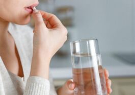 La pilule Abemaciclib pour lutter contre le cancer du sein augmente la survie et réduit le risque de rechute 55 Image
