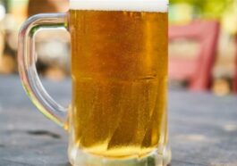 Recycler les métaux a toujours posé problème : la solution définitive et cachée jusqu'à présent était la bière